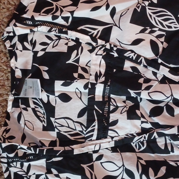 SCRUB TOP - Picture 4 of 5